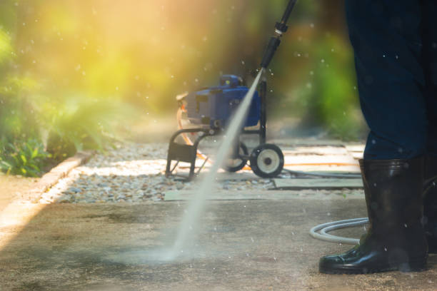 Best Parking Lot and Garage Cleaning  in Webster, FL